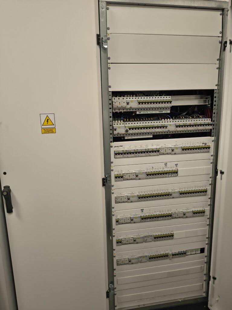 img 20250913 103616110 hdr